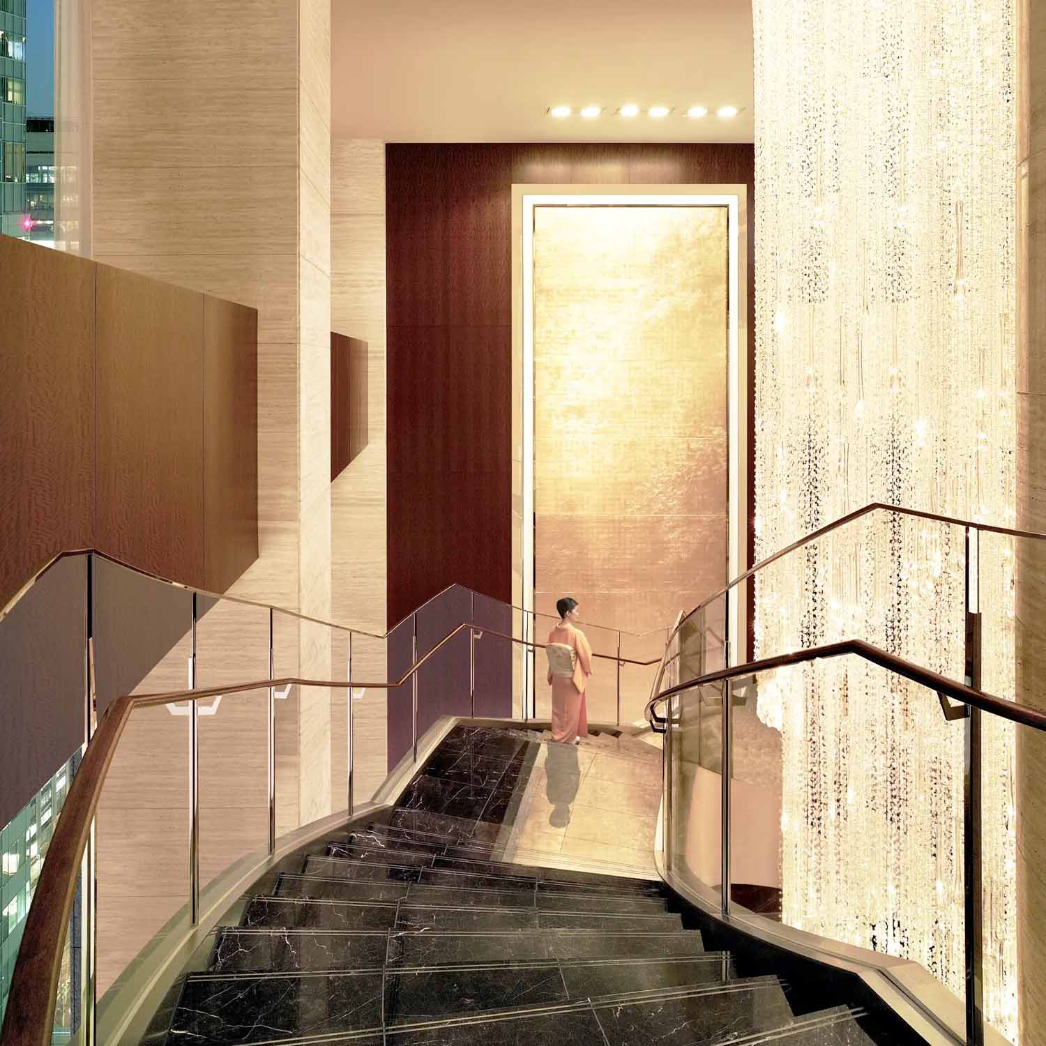 Shangri-La — The Luxury Circle gallery 3