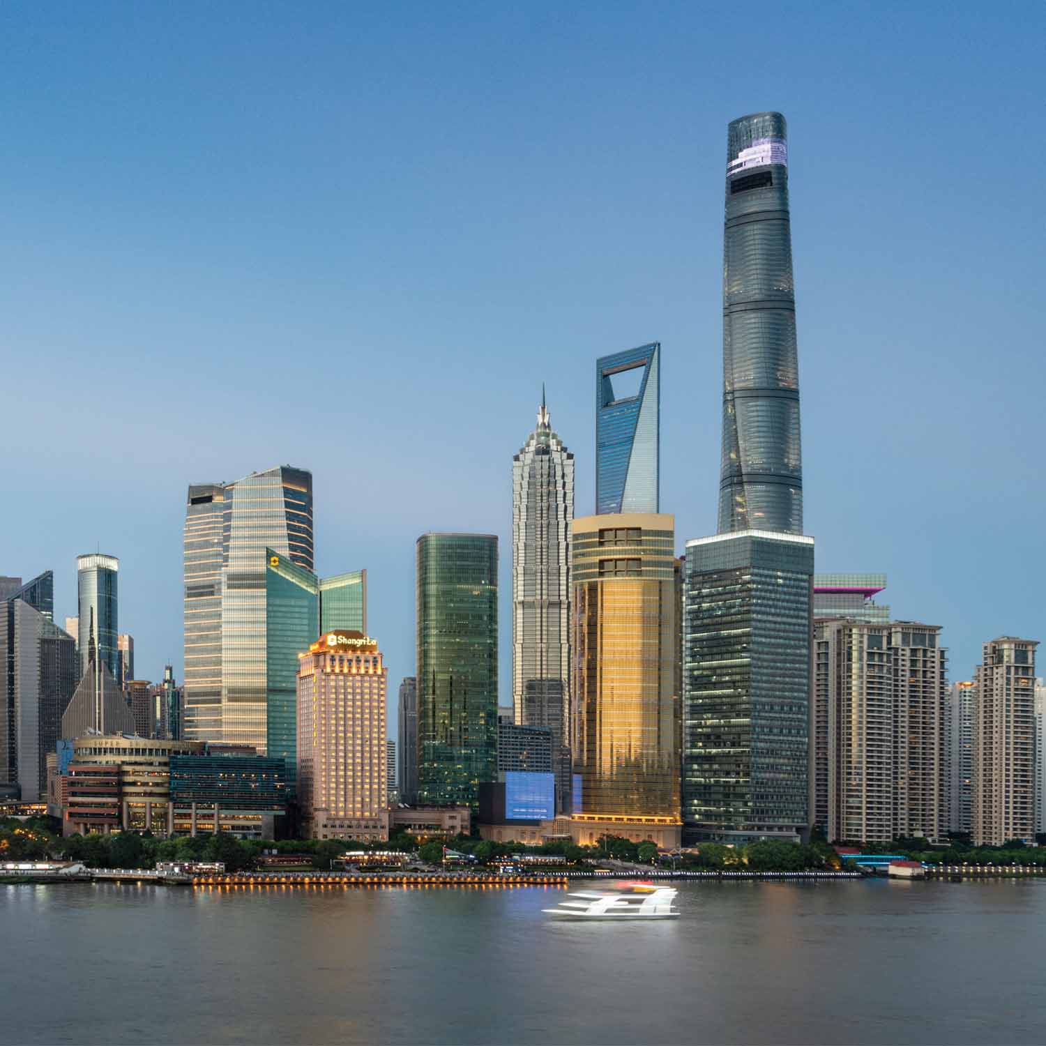 Shangri-La — The Luxury Circle gallery 4